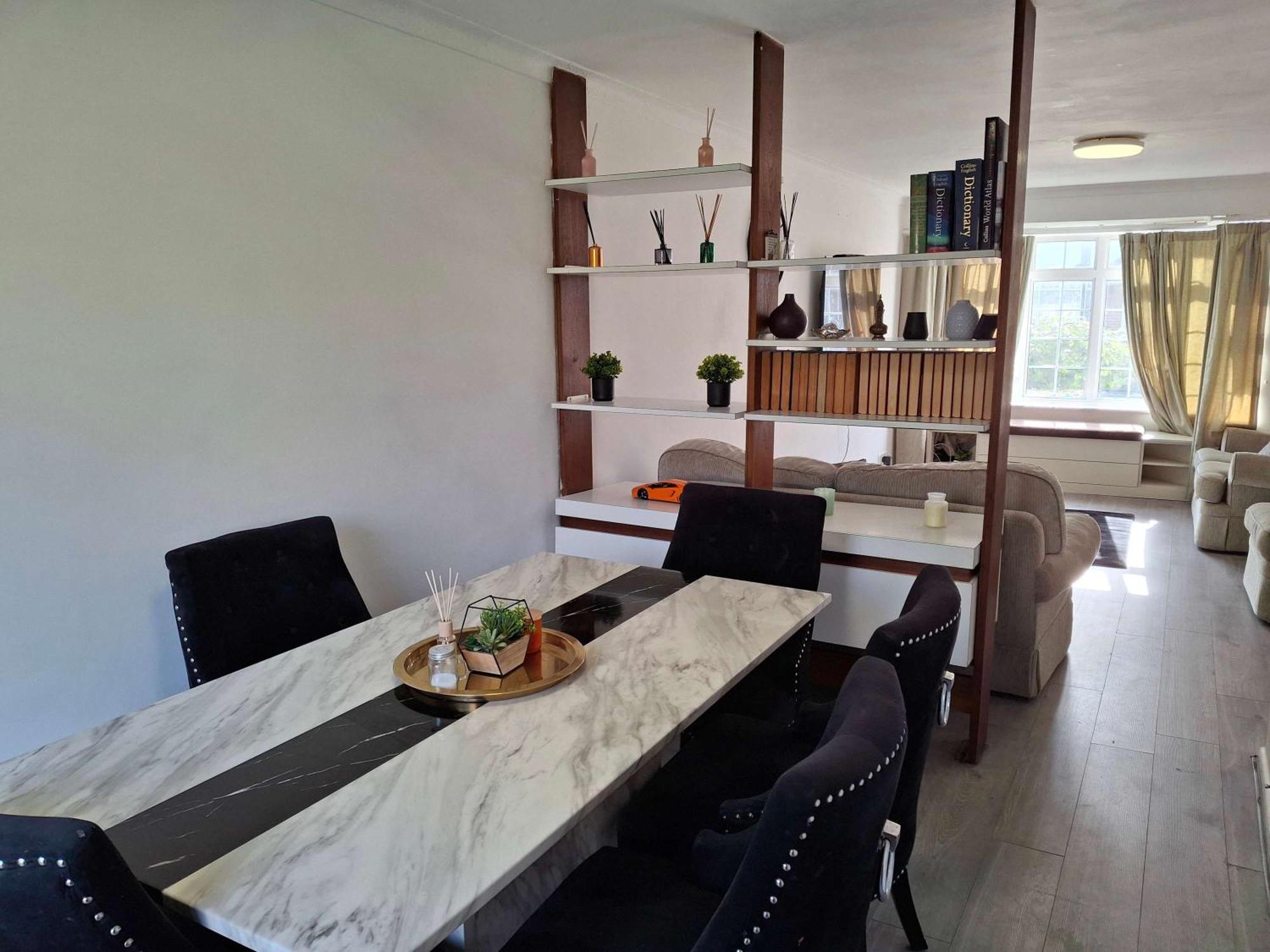Nicely Decorated 3 Bedroom House Near Heathrow, London Staines-upon-Thames Exterior foto